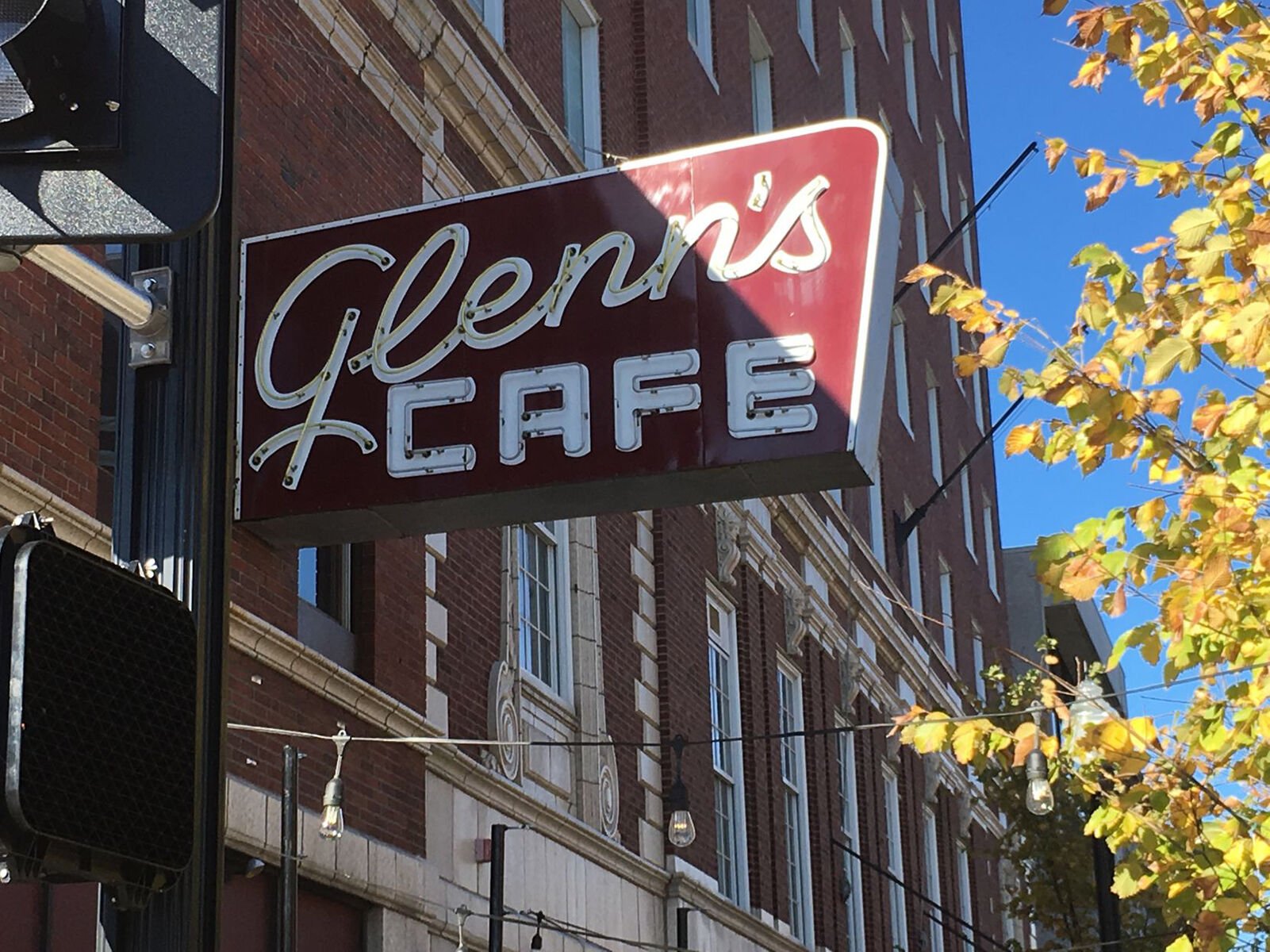 Glenn's sign